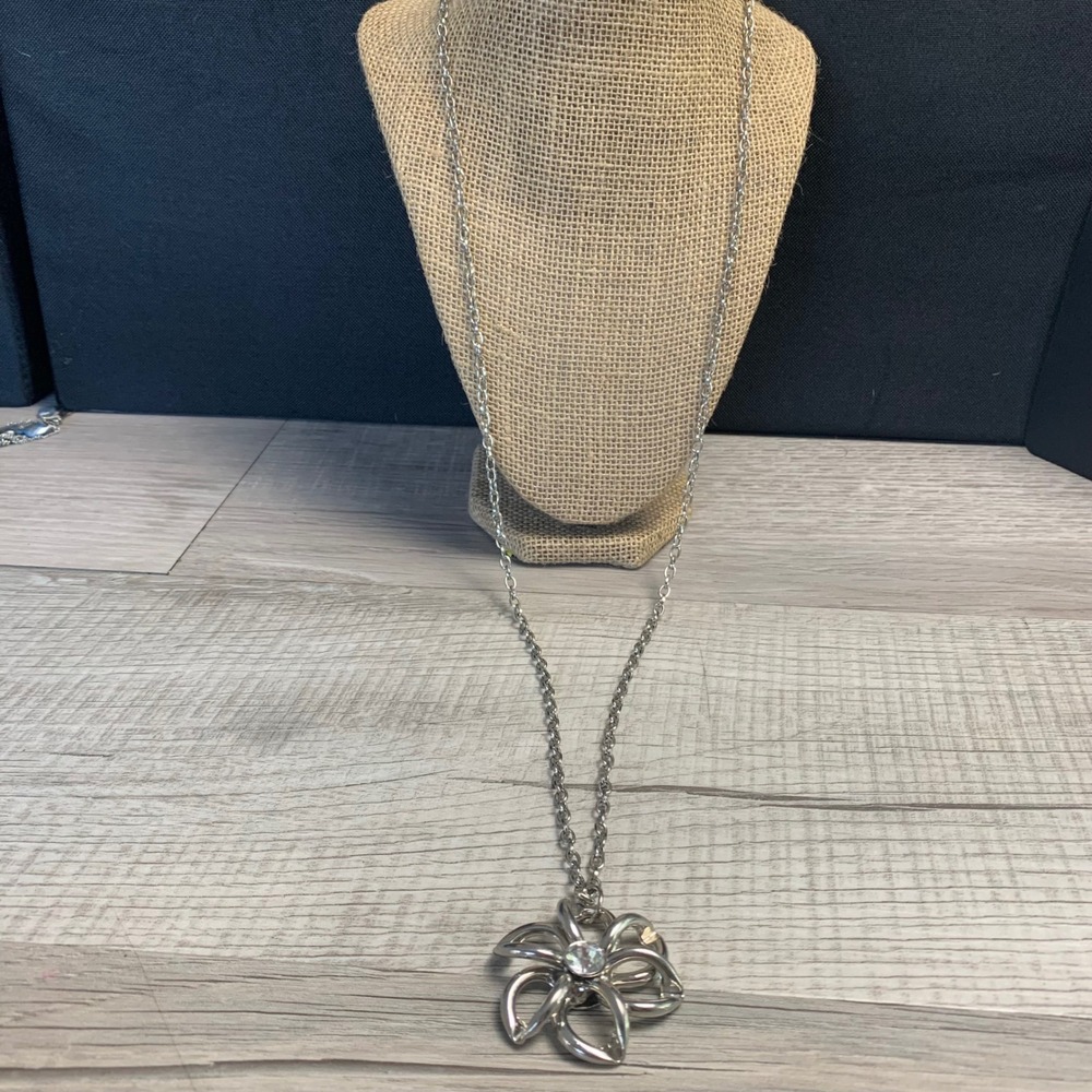 Silver Tone Long Flower Pendant Necklace Rhinestone Accent 36 Inch Chain